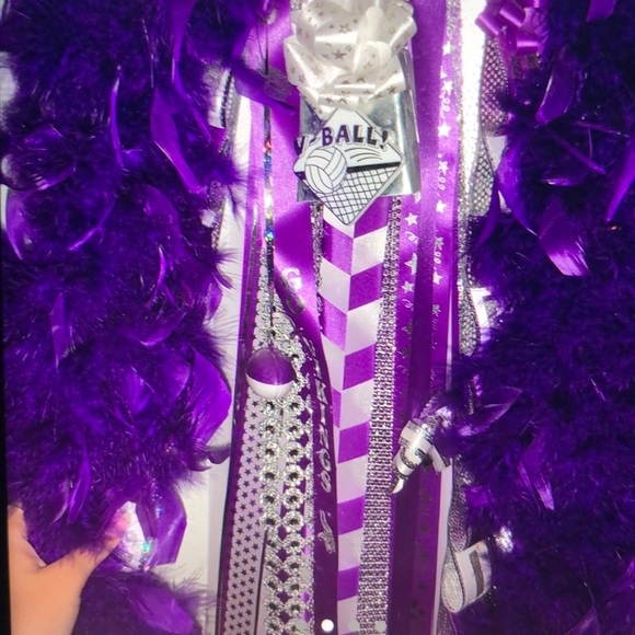 i’m selling my high school mums - Picture 2 of 4